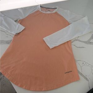Patagonia Light Peach and ivory Top size S